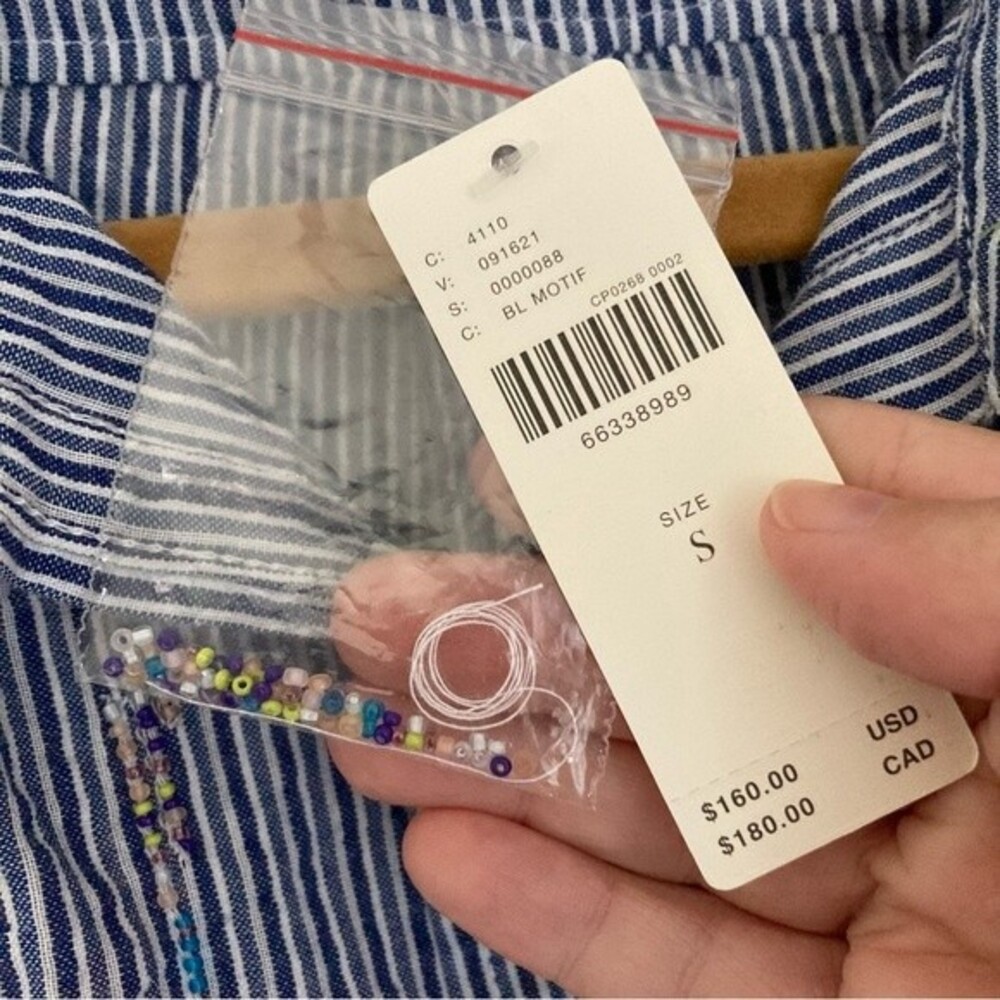 Pilcro Anthropologie Women’s Embroidered Buttondown size Small. NWT! Runs large - Picture 9 of 14